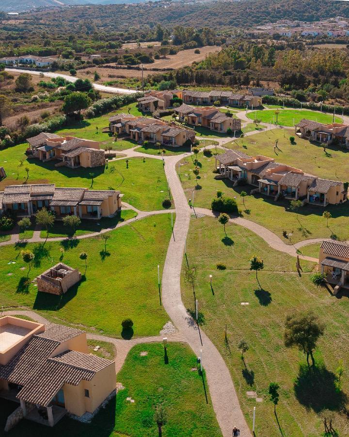 Janna e Sole Resort Budoni Extérieur photo